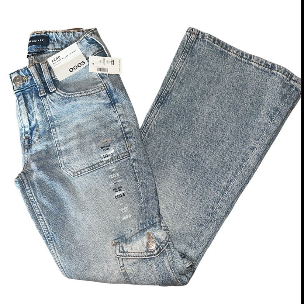 AEROpostale Mid Rise Flare Utility stretch Denim Jeans. Size 000S.